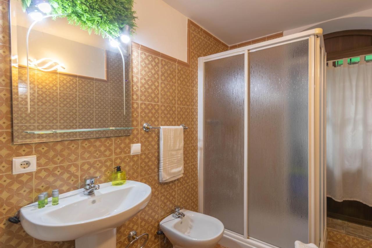 Apartamento Patio Andaluz En Sevilla Екстериор снимка